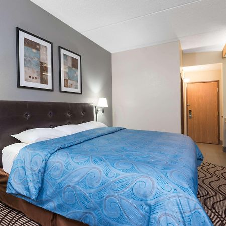 Super 8 By Wyndham Mars/Cranberry/Pittsburgh Area Hotel Cranberry Township Exterior photo